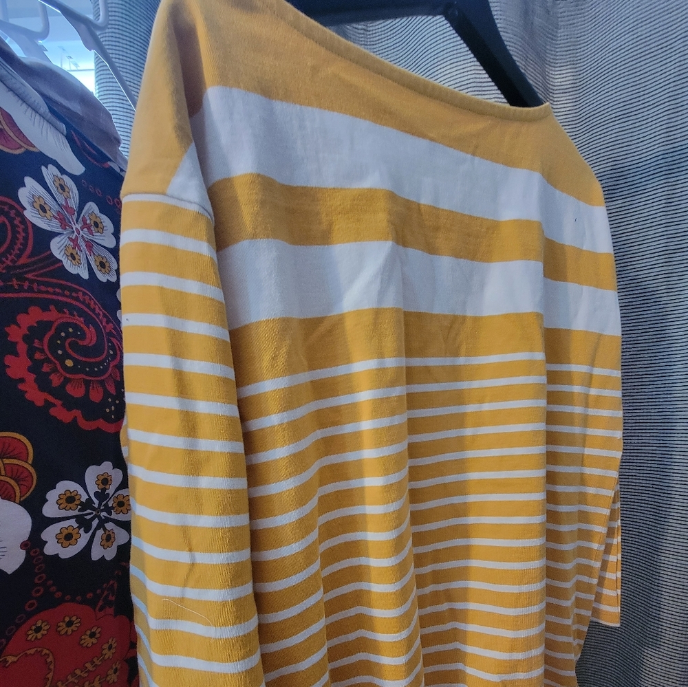 New Talbots Honey Button Top Size 1x - image 5